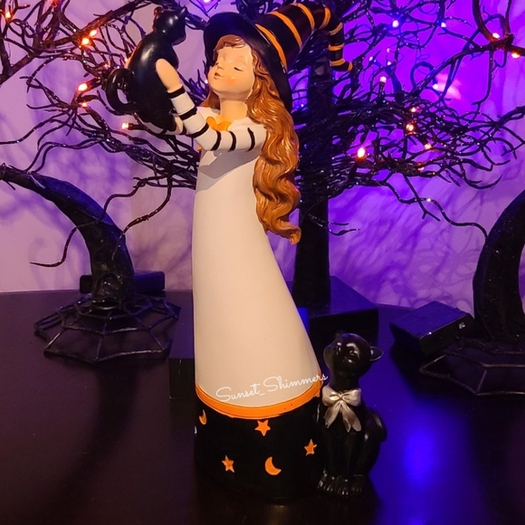 13" Halloween Witch With Mama Black Cat & Baby Kitten Figurine Statue Decor New - Picture 11 of 11